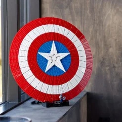 Clearance Disney Store LEGO Super Heroes Le bouclier de Captain America Set 76262