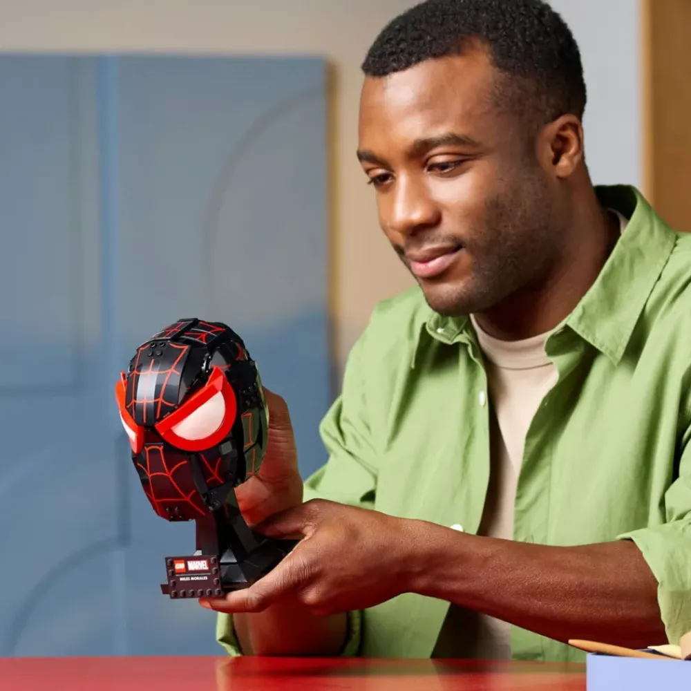 Outlet Disney Store LEGO Super Heroes Le masque de Miles Morales Set 76329